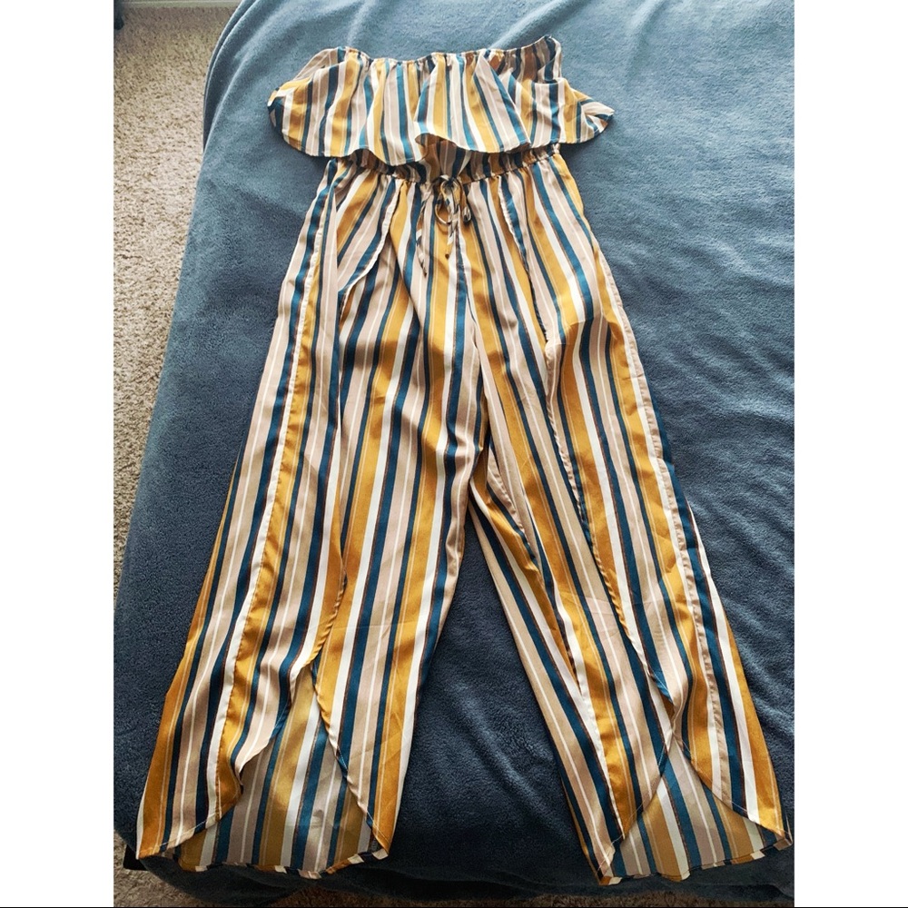 Jumpsuit 💛
